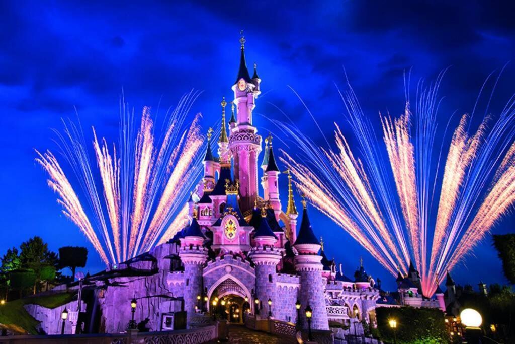 Arty Paris Apartment Disneyland Маньи-ле-Онгр Экстерьер фото